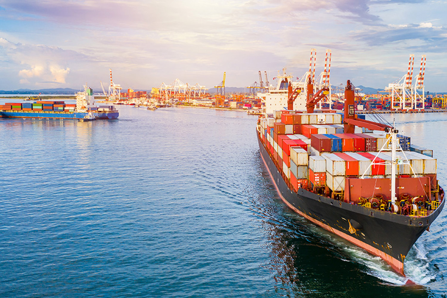 PT. Maxonggo Putra Perkasa — Transportir & Marine Services